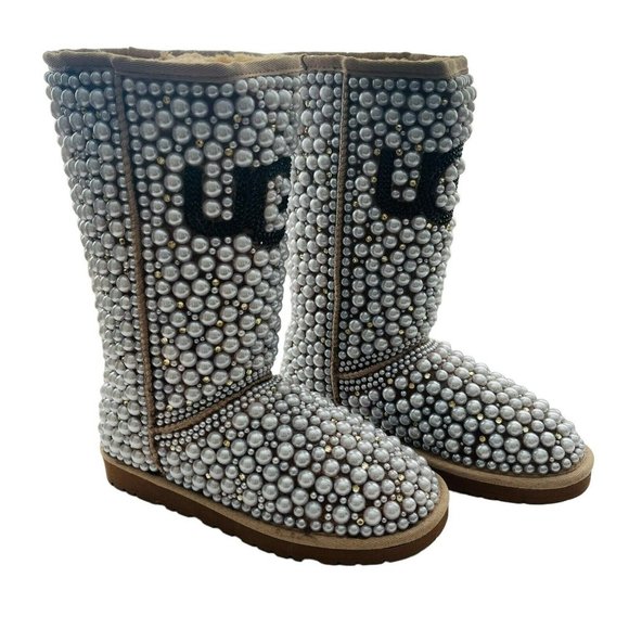 UGG Boots Womens Size 7 Customized Pearl & Crystal Etsy Sheepskin Lining Winter - Picture 1 of 10
